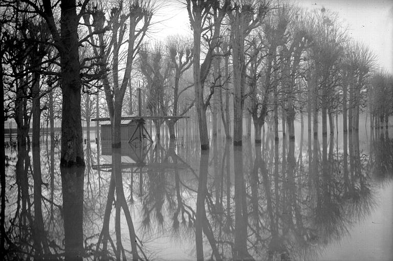 Vue générale des inondations, le 24 janvier 1956