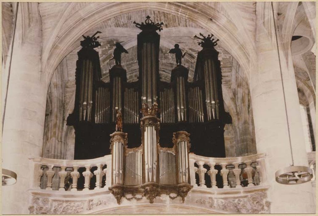 Orgue de tribune : tribune et buffet d'orgue