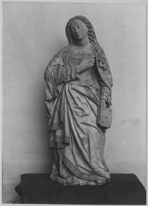 statue : Vierge de l'Annonciation