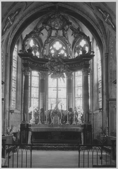 autel, ciborium (baldaquin), tabernacle, 2 statues : anges adorateurs (maître-autel)