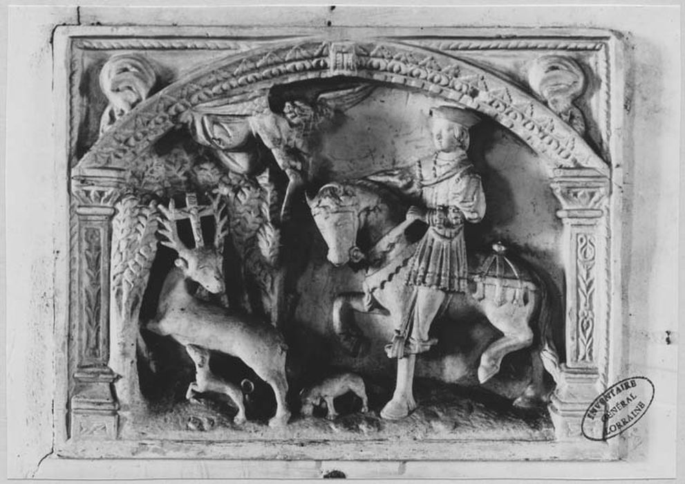 haut-relief : la Vision de saint Hubert - © Ministère de la Culture (France), Médiathèque du patrimoine et de la photographie, diffusion RMN-GP