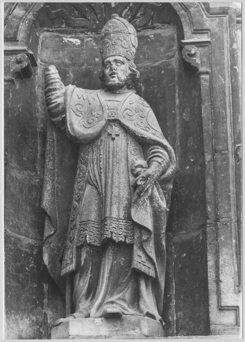 statue : Saint Augustin