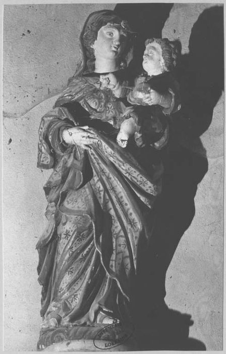 Statue : Vierge à l'Enfant