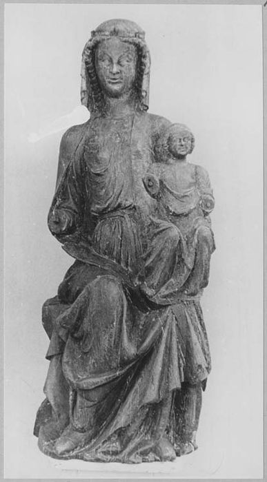 statue : Vierge à l'Enfant