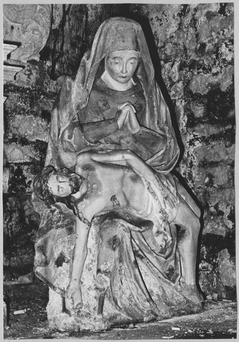 groupe sculpté : Vierge de Pitié