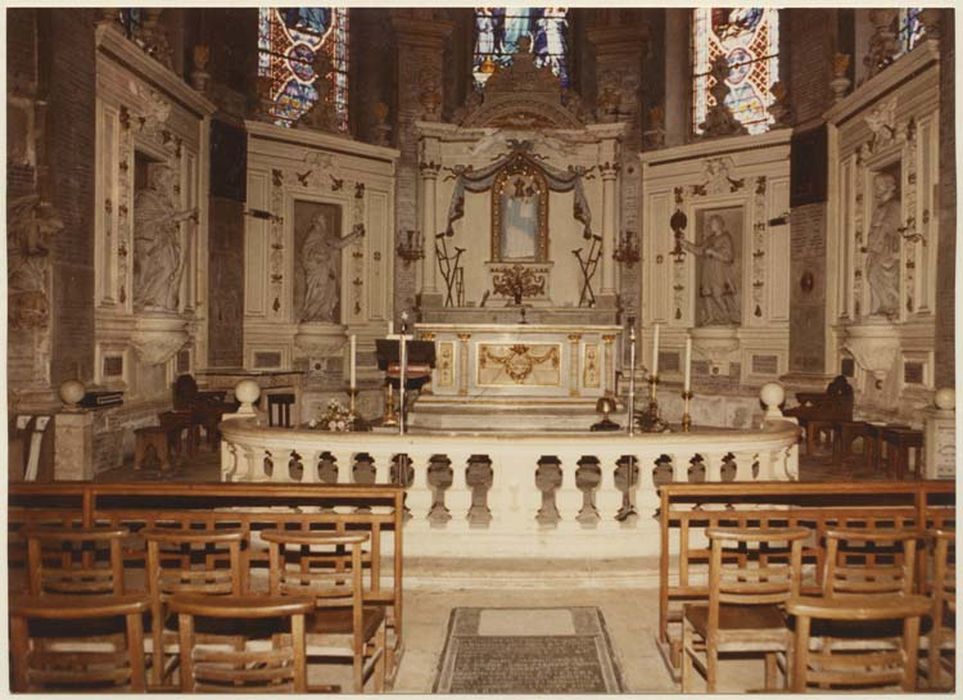 4 niches et statues : Saint Augustin, Saint Norbert, Saint Pierre, Saint Paul - © Ministère de la Culture (France), Médiathèque du patrimoine et de la photographie, diffusion RMN-GP
