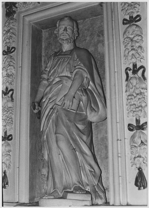 statue : Saint Pierre