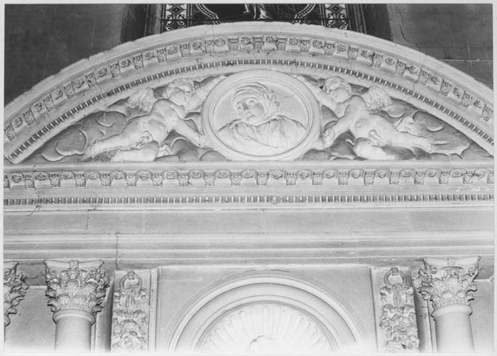 retable, fronton - © Ministère de la Culture (France), Médiathèque du patrimoine et de la photographie, diffusion RMN-GP