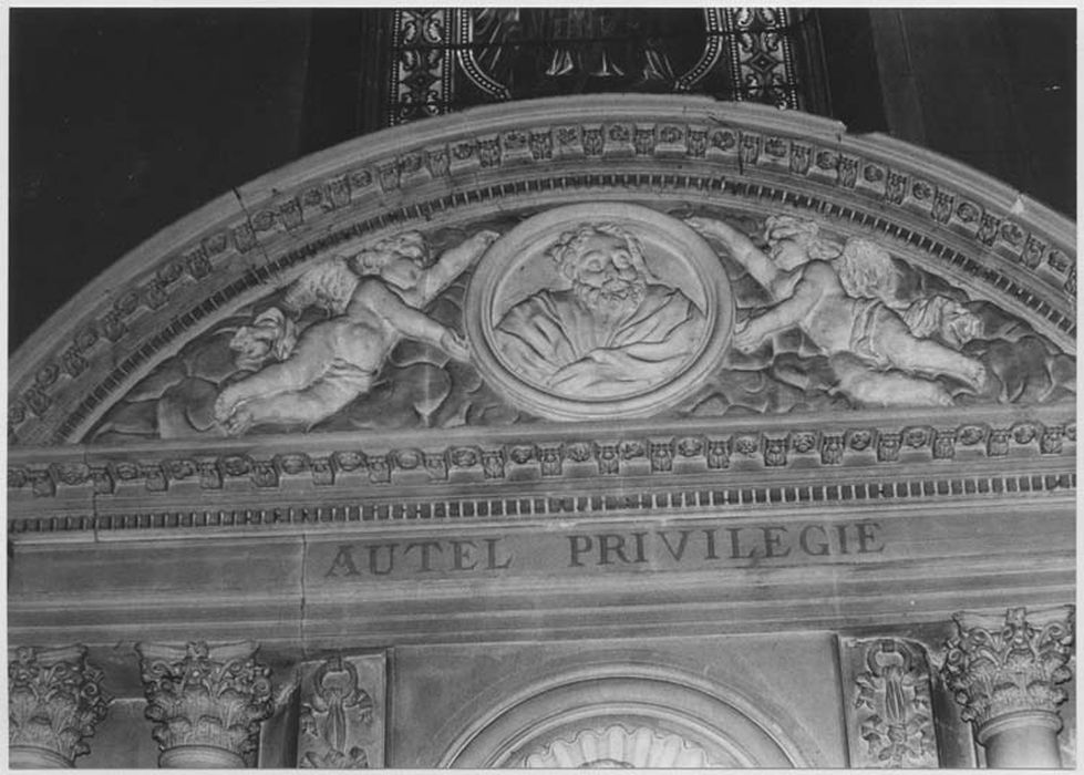 retable, fronton