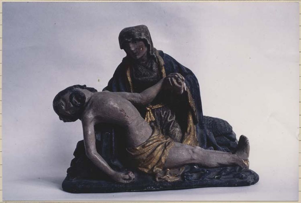 groupe sculpté : Pietà