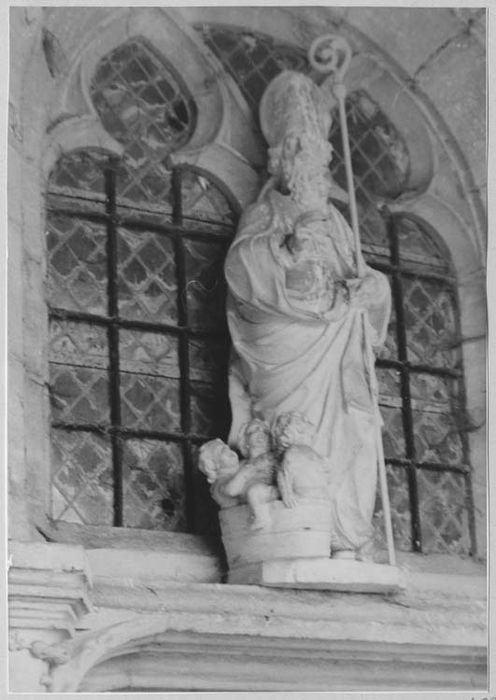 statue : Saint Nicolas