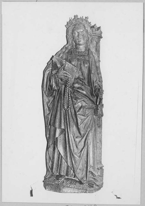 statue : Sainte Barbe