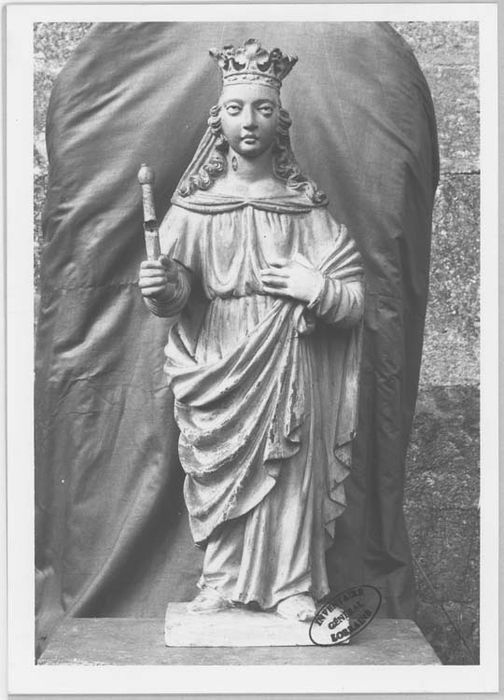 statue : Sainte non identifiée