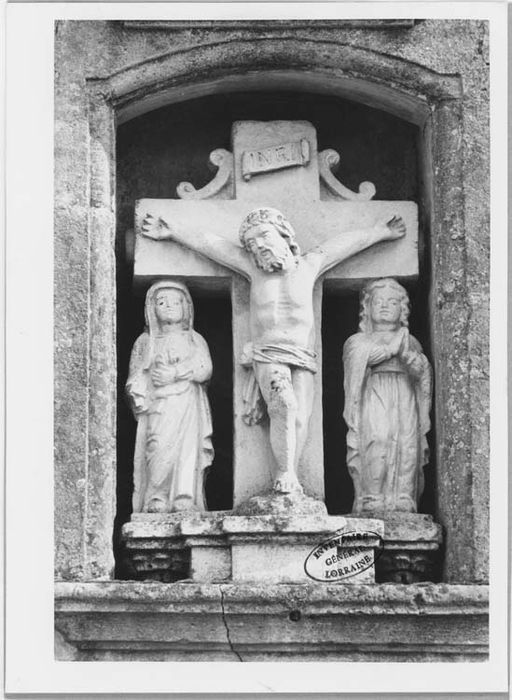 groupe sculpté : Calvaire ou Crucifixion avec la Vierge et saint Jean