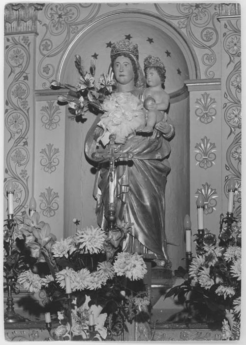 statue : Vierge à l'Enfant