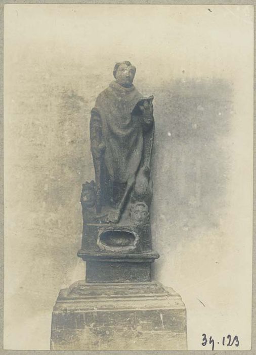 statue : Saint Antoine