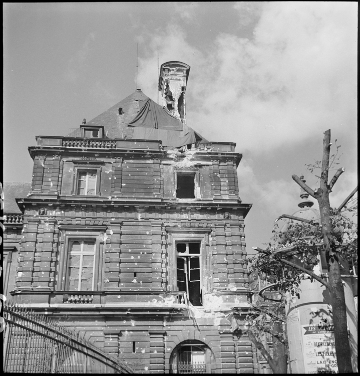 Façade démolie par les combats