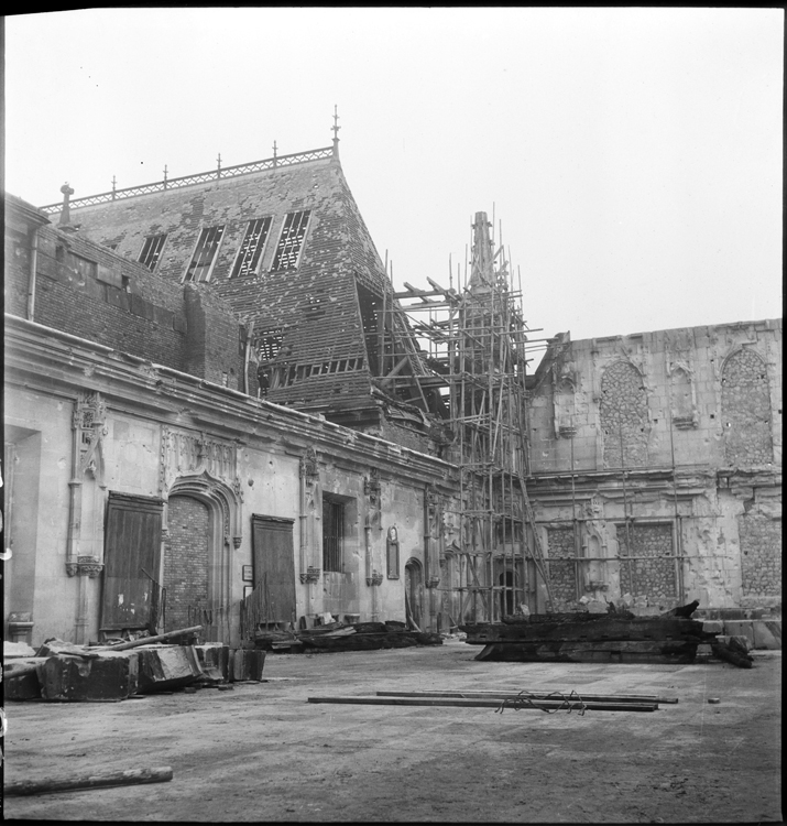 Salle des Procureurs détruite