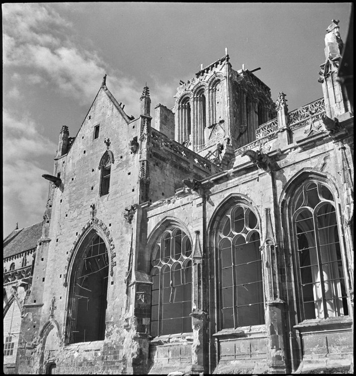 Dégâts sur les verrières de la façade sud