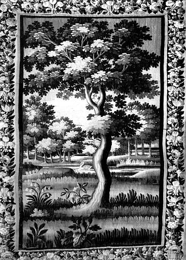 Tapisserie d'Aubusson : verdures, état avant restauration