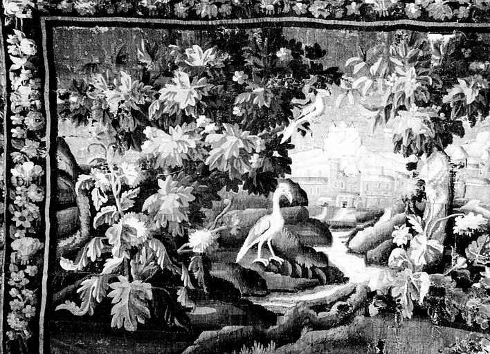 Tapisserie d'Aubusson : verdures, état avant restauration