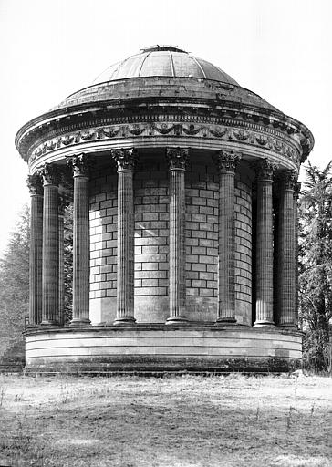 Temple de la Sibylle : extérieur