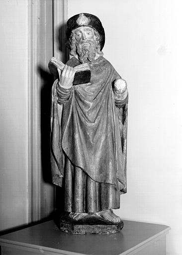 Statue en calcaire peint : saint Jacques