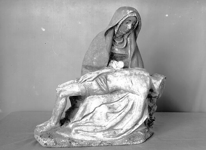 Groupe sculpté : Vierge de Pitié