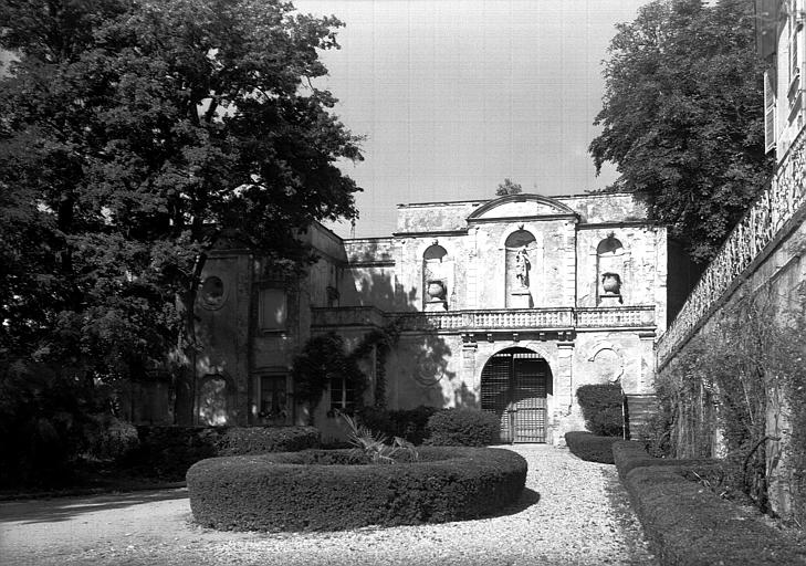 Porte du château, côté parc