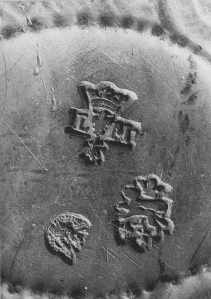 croix-reliquaire, détail des poinçons - © Ministère de la Culture (France), Médiathèque du patrimoine et de la photographie (objets mobiliers), tous droits réservés