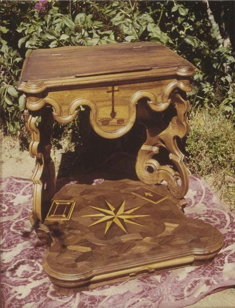Prie-Dieu, vue générale - © Ministère de la Culture (France), Médiathèque du patrimoine et de la photographie (objets mobiliers), tous droits réservés
