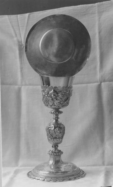 calice, patène, vue générale - © Ministère de la Culture (France), Médiathèque du patrimoine et de la photographie (objets mobiliers), tous droits réservés
