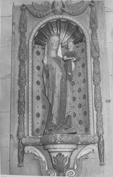 statue, niche : Vierge à l'enfant, vue générale