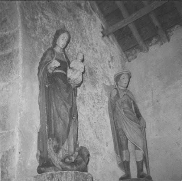 statue : Vierge à l'enfant, vue générale - © Ministère de la Culture (France), Médiathèque du patrimoine et de la photographie (objets mobiliers), tous droits réservés