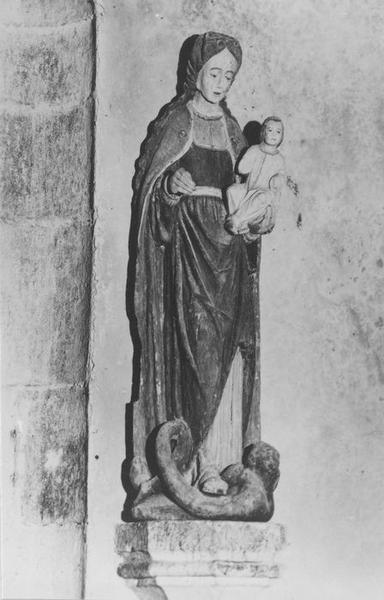 statue : Vierge à l'enfant, vue générale - © Ministère de la Culture (France), Médiathèque du patrimoine et de la photographie (objets mobiliers), tous droits réservés