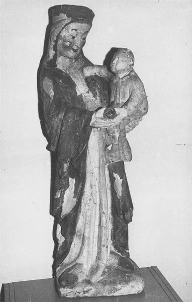 statue : Vierge à l'enfant, vue générale - © Ministère de la Culture (France), Médiathèque du patrimoine et de la photographie (objets mobiliers), tous droits réservés