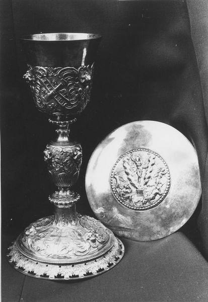 calice, patène, vue générale - © Ministère de la Culture (France), Médiathèque du patrimoine et de la photographie (objets mobiliers), tous droits réservés