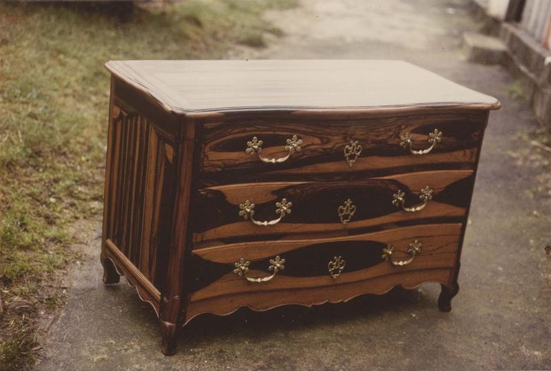 commode, vue générale - © Ministère de la Culture (France), Médiathèque du patrimoine et de la photographie (objets mobiliers), tous droits réservés