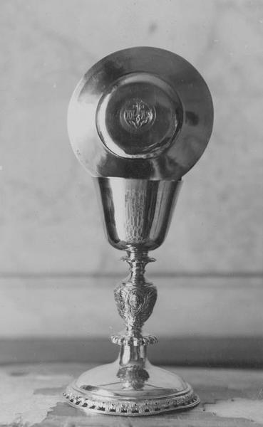 calice, patène, vue générale - © Ministère de la Culture (France), Médiathèque du patrimoine et de la photographie (objets mobiliers), tous droits réservés