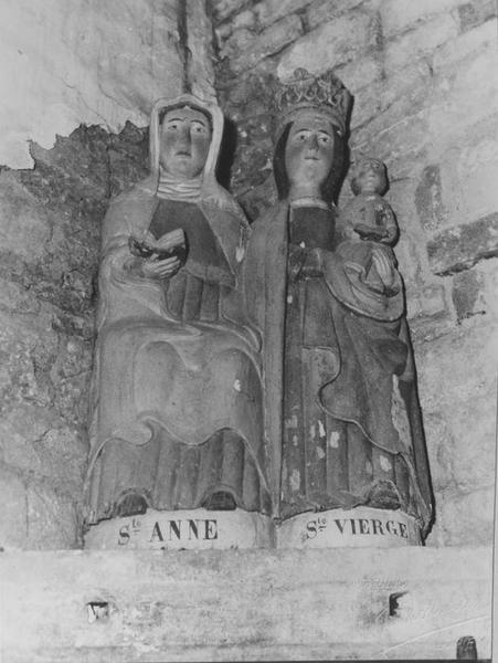 groupe sculpté : sainte Anne, la Vierge et l'enfant, vue générale - © Ministère de la Culture (France), Médiathèque du patrimoine et de la photographie (objets mobiliers), tous droits réservés