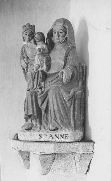 groupe sculpté : sainte Anne, la Vierge et l'enfant, vue générale - © Ministère de la Culture (France), Médiathèque du patrimoine et de la photographie (objets mobiliers), tous droits réservés