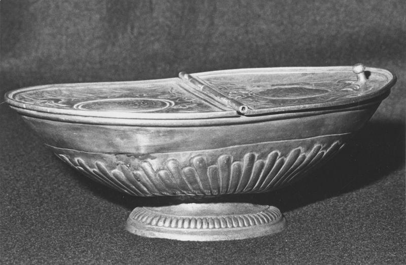 navette à encens, vue générale - © Ministère de la Culture (France), Médiathèque du patrimoine et de la photographie (objets mobiliers), tous droits réservés