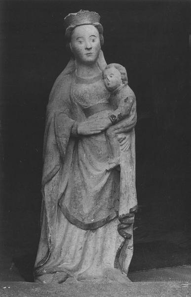 statue : Vierge à l'enfant, vue générale - © Ministère de la Culture (France), Médiathèque du patrimoine et de la photographie (objets mobiliers), tous droits réservés