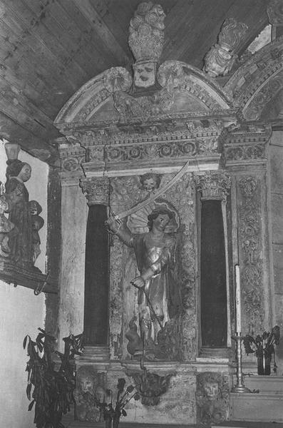 statue du maître-autel : saint Michel, vue générale