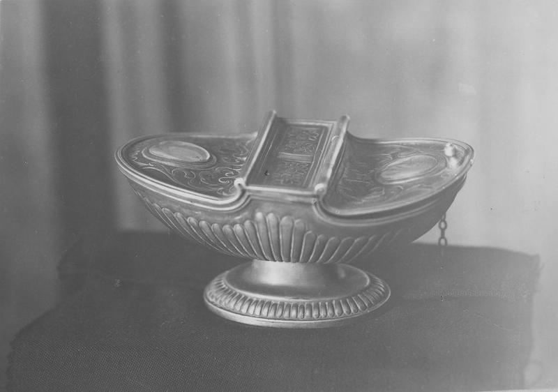 navette à encens, vue générale - © Ministère de la Culture (France), Médiathèque du patrimoine et de la photographie (objets mobiliers), tous droits réservés