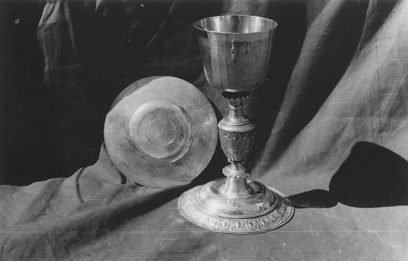 calice, patène, vue générale - © Ministère de la Culture (France), Médiathèque du patrimoine et de la photographie (objets mobiliers), tous droits réservés