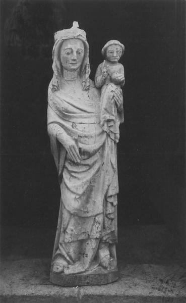 statue : Vierge à l'enfant, vue générale