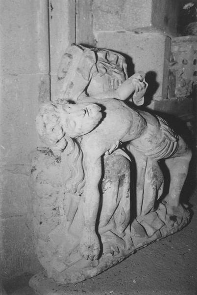 statue dite Notre-Dame-de-La-Houssaye : Vierge à l'enfant, vue générale