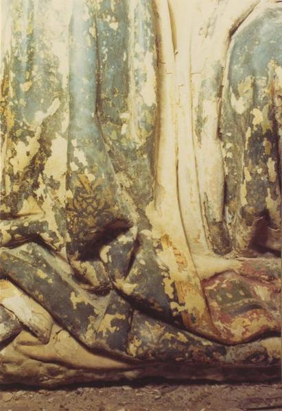 statue dite Notre-Dame-de-La-Houssaye : Vierge à l'enfant, détail