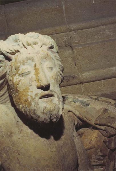 statue dite Notre-Dame-de-La-Houssaye : Vierge à l'enfant, détail